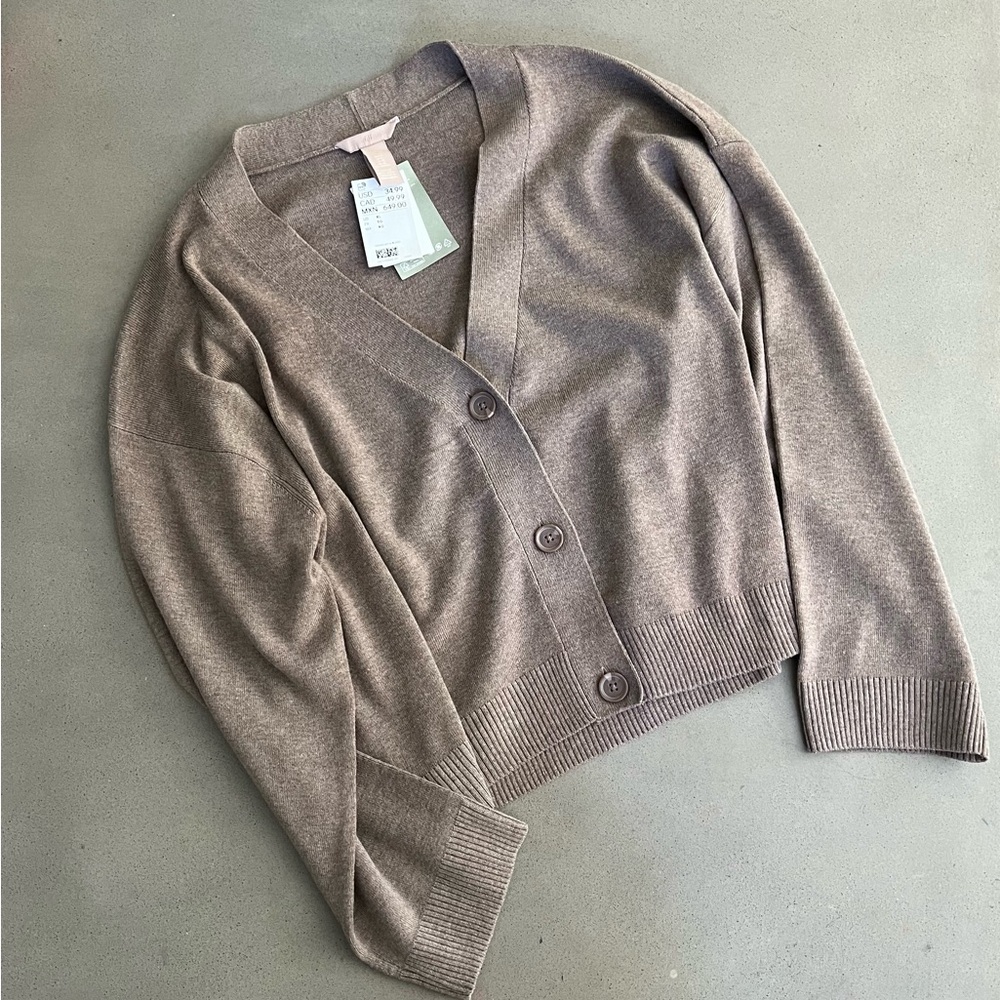 H & M Fine Knit Cardigan - XL